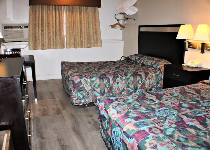 Knights Motel 2*