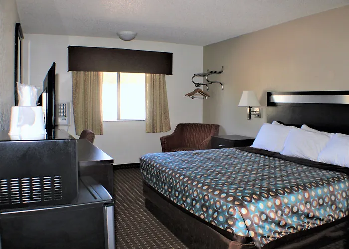 Knights Motel 2*